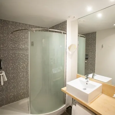 Hotel & Alize 4*
