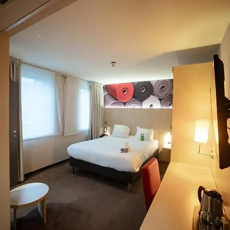 Hotel & Alize 4*