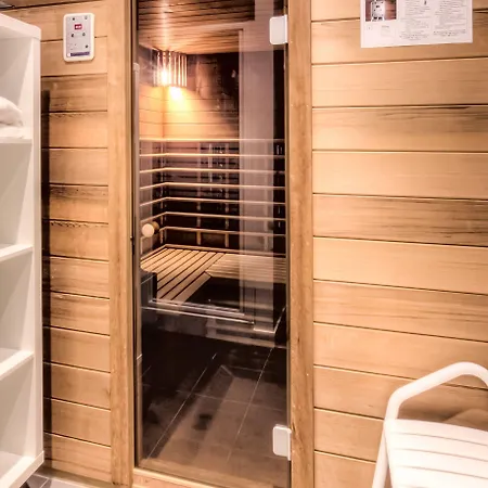 Hotel & Alize 4*